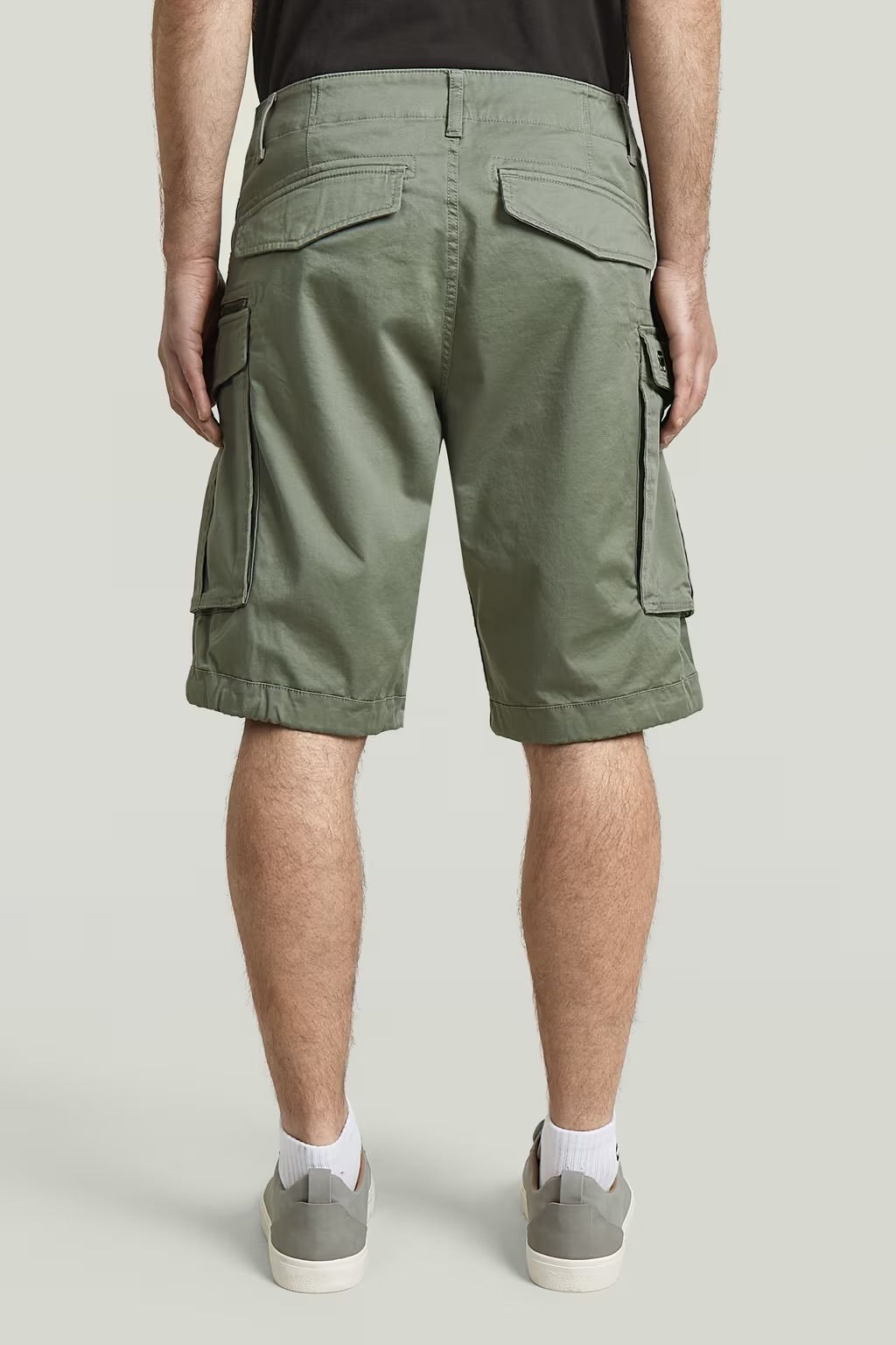 Rovic Relaxed Shortsit - Image 3