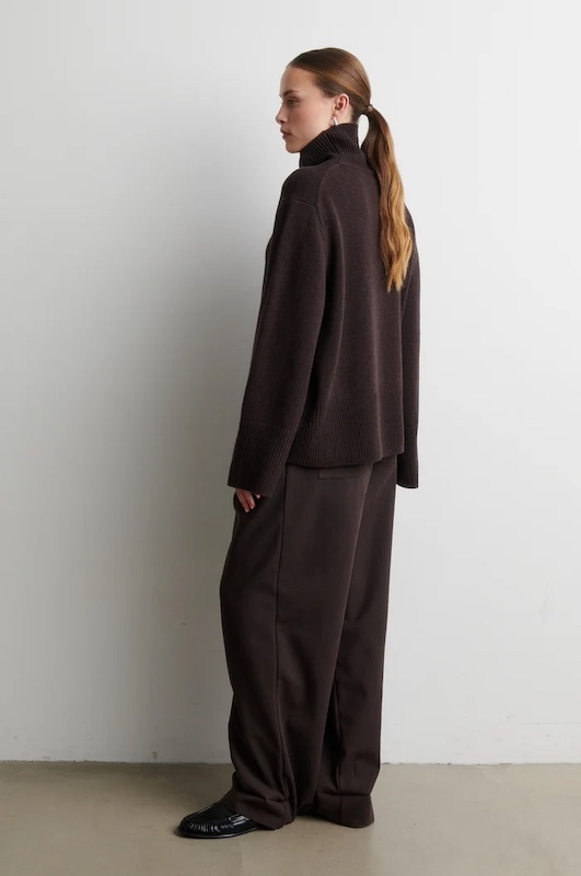 Alpha T-neck Neule - Image 3